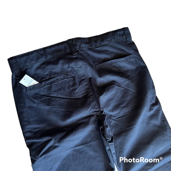 NWT GAP Kids Uniform Straight Khakis with Gap Shield - Picture 4 of 7